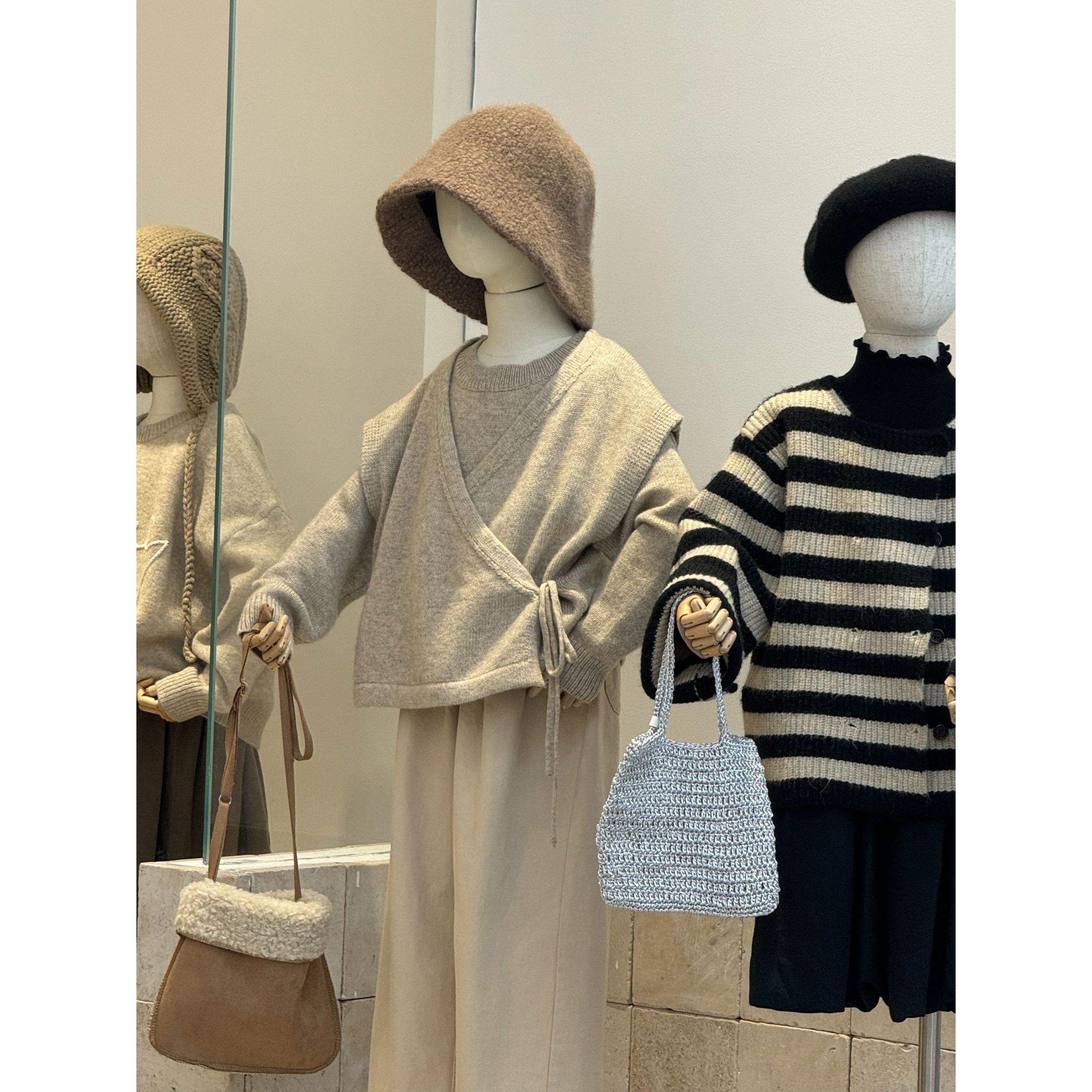 泡妈童装   儿童新款时尚女童男童毛衣53127