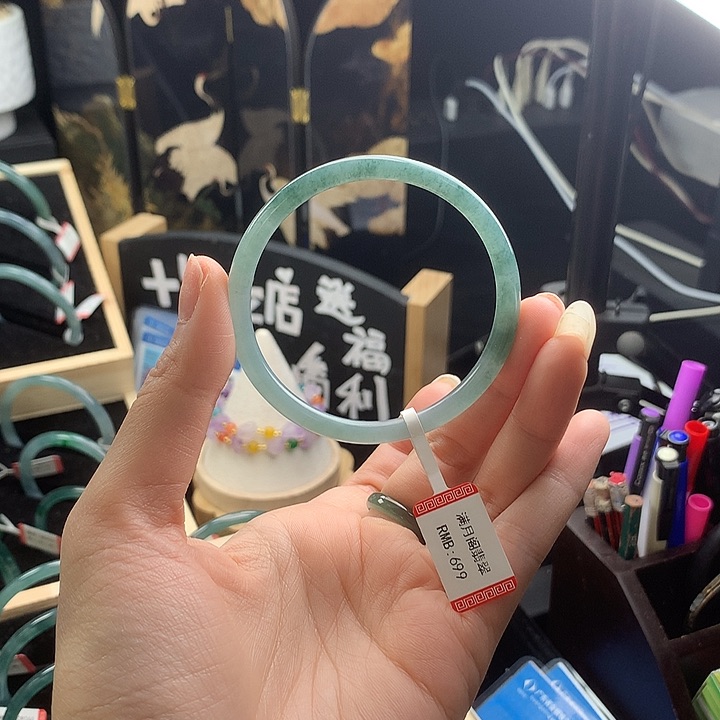 翡翠手镯未镶嵌图****854圈口