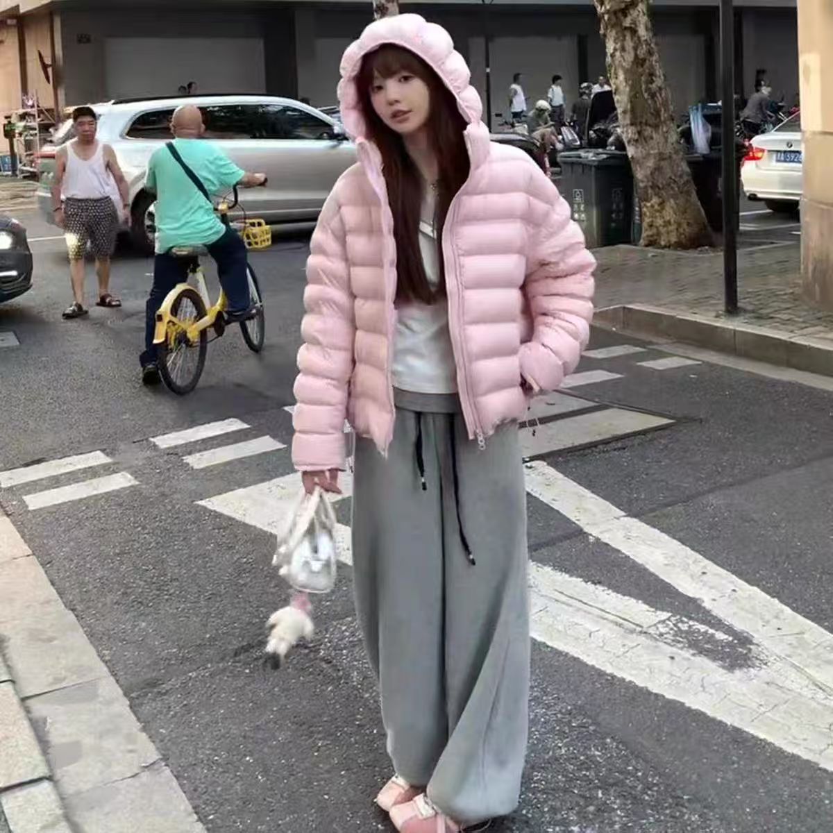 羽绒服清仓甩卖百款