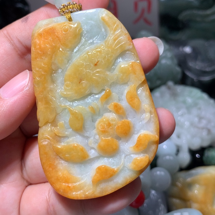 翡翠未镶嵌颈饰保真天然A货翡翠