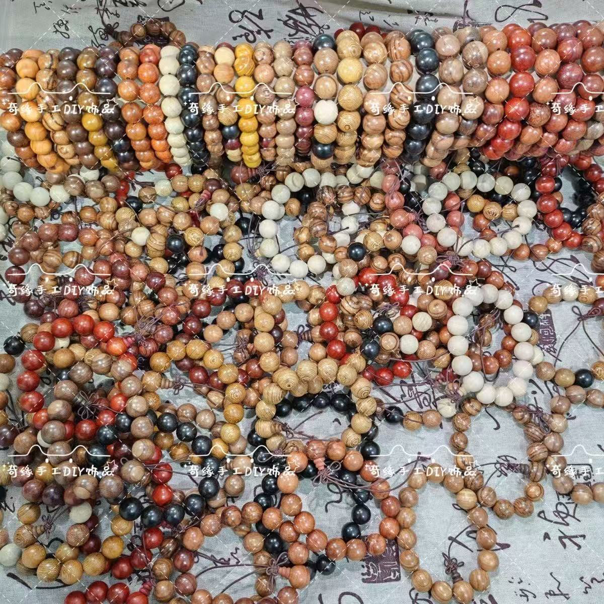 随机发放精品手串