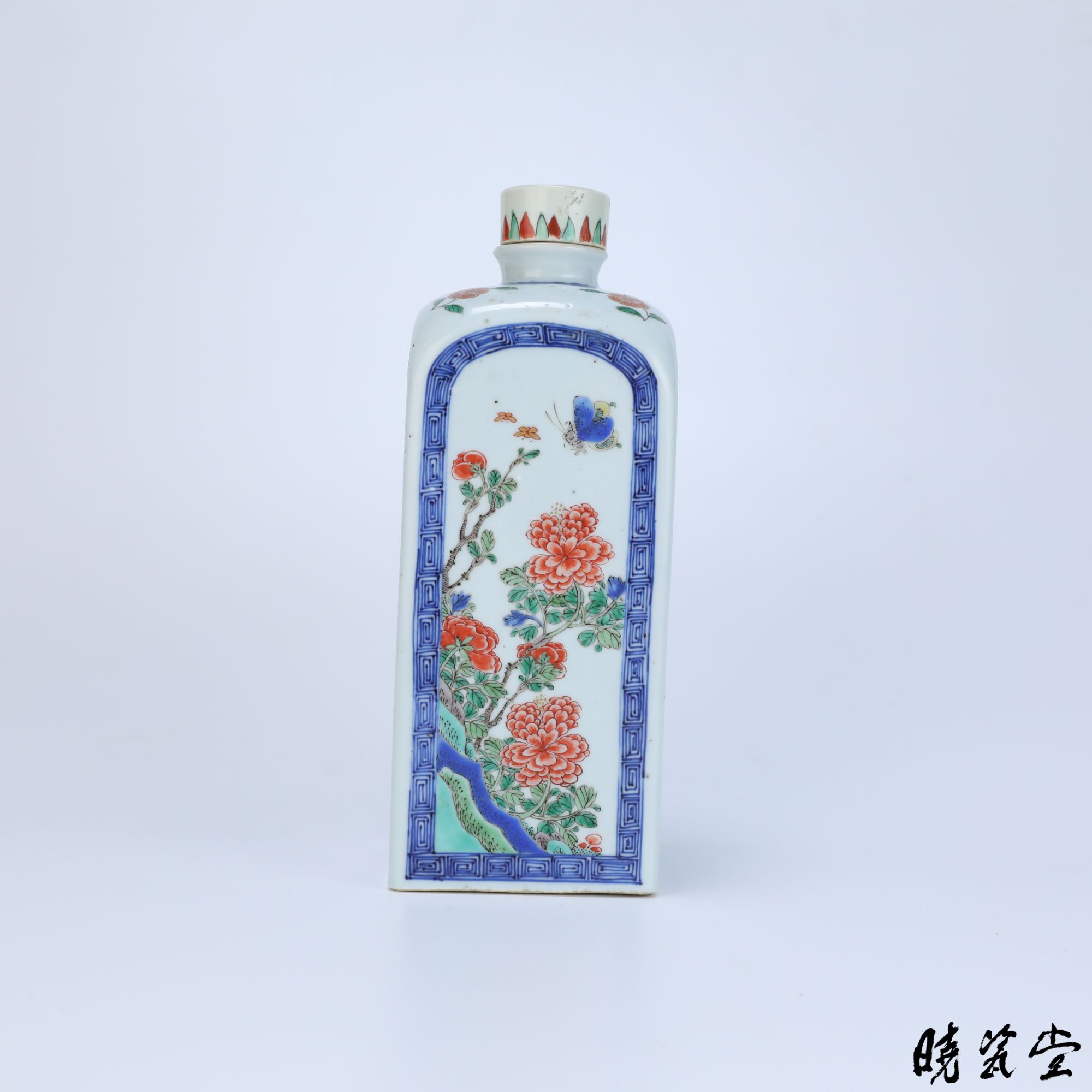 【晓瓷堂】清康熙 青花五彩山水人物花蝶博古图茶叶罐 ZJ240022