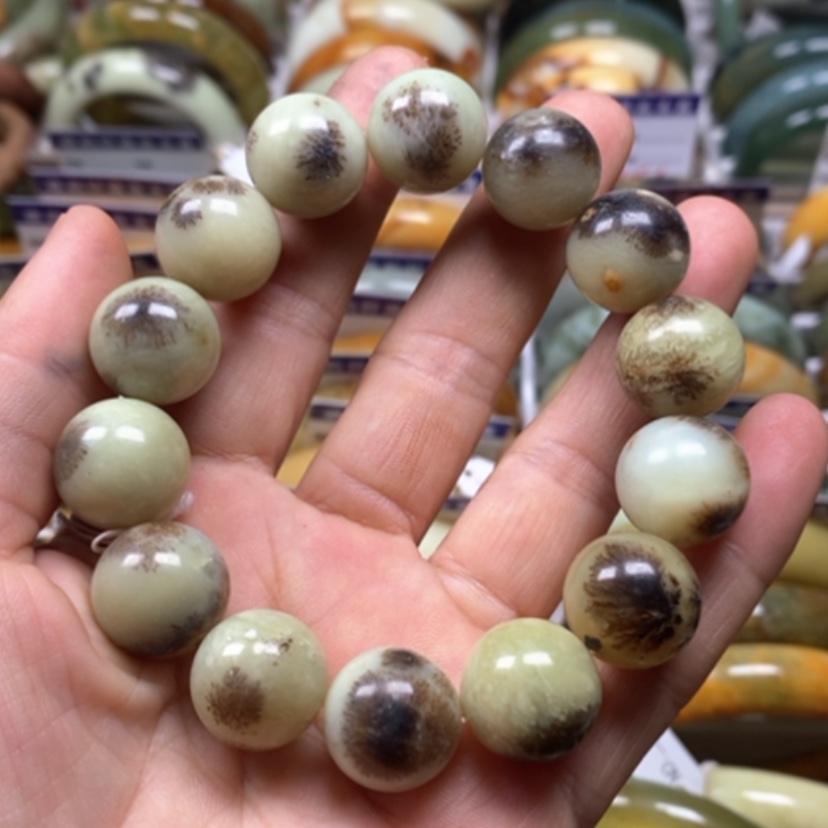 【闪购商品】蛇纹石玉手镯未镶嵌