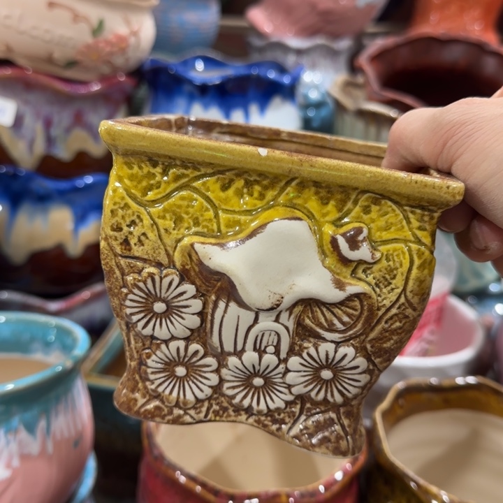 不清楚问客服凑9块包邮，有孔