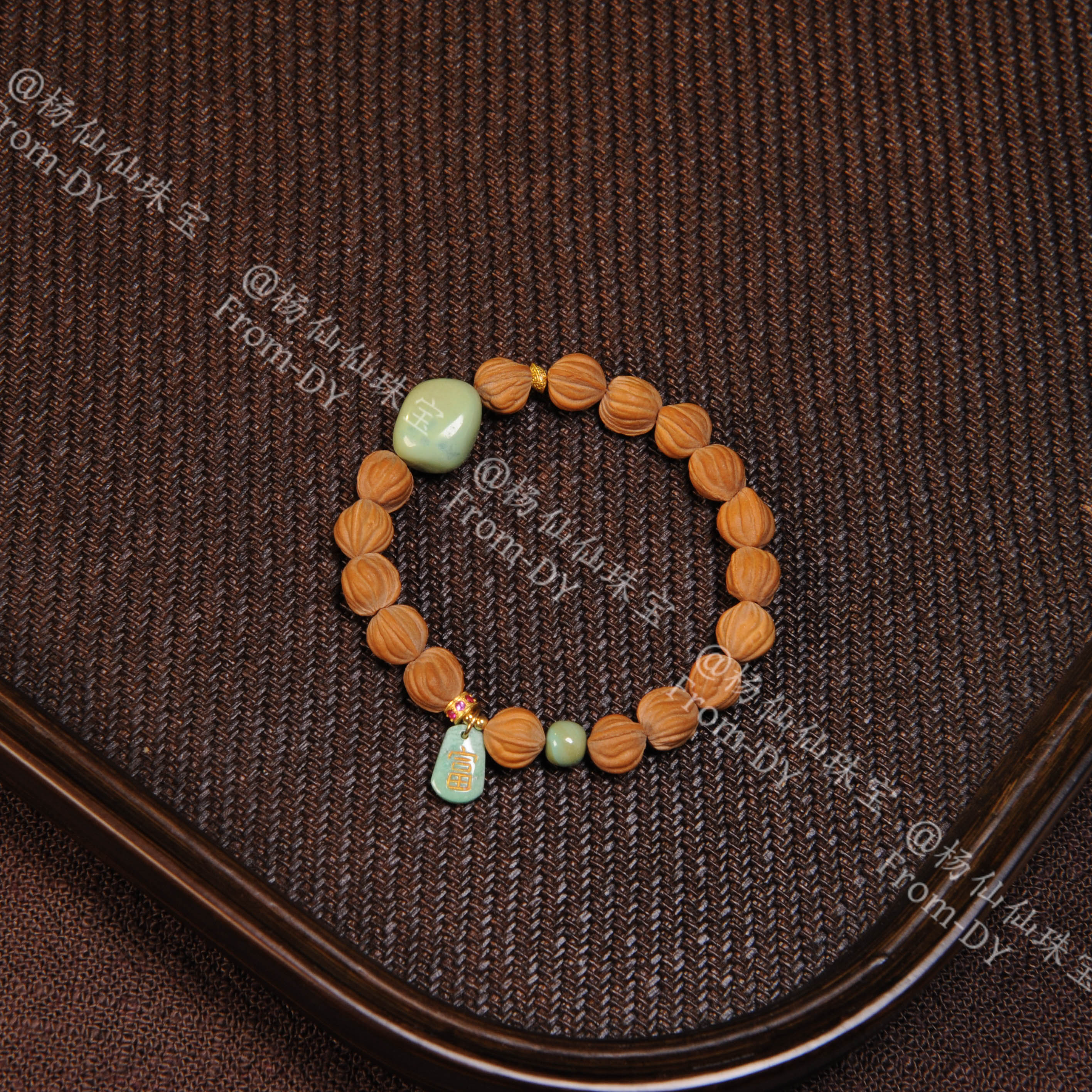 【杨仙仙珠宝】18K厚金镶嵌龙纹核桃多宝手串-A3187