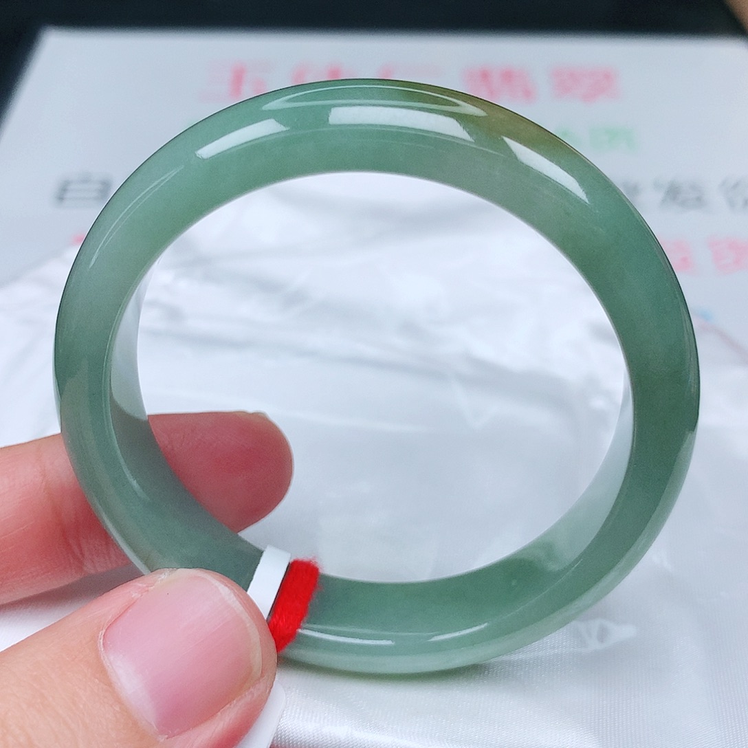 未镶嵌手镯翡翠天然翡翠手镯