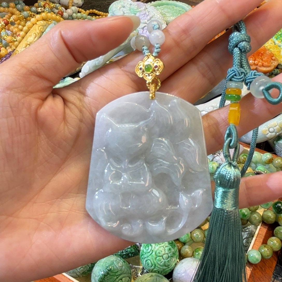 翡翠颈饰未镶嵌待编款