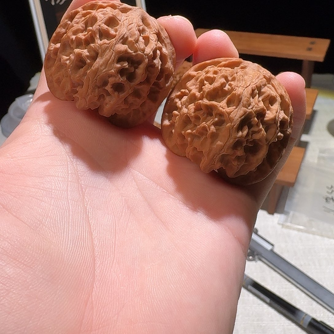 文玩核桃吊坠42 苹果园