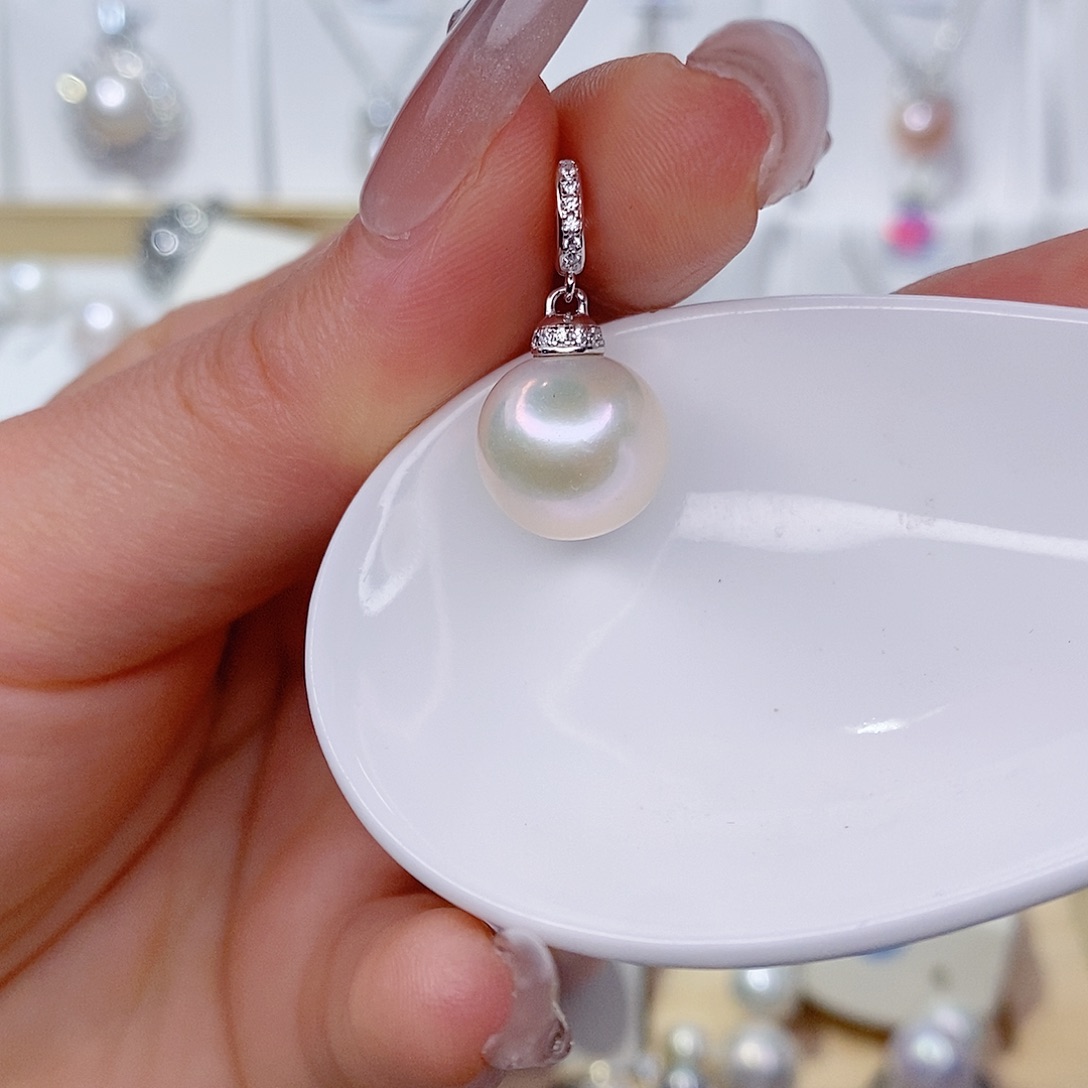 淡水珍珠银S925镶嵌吊坠(赠链)