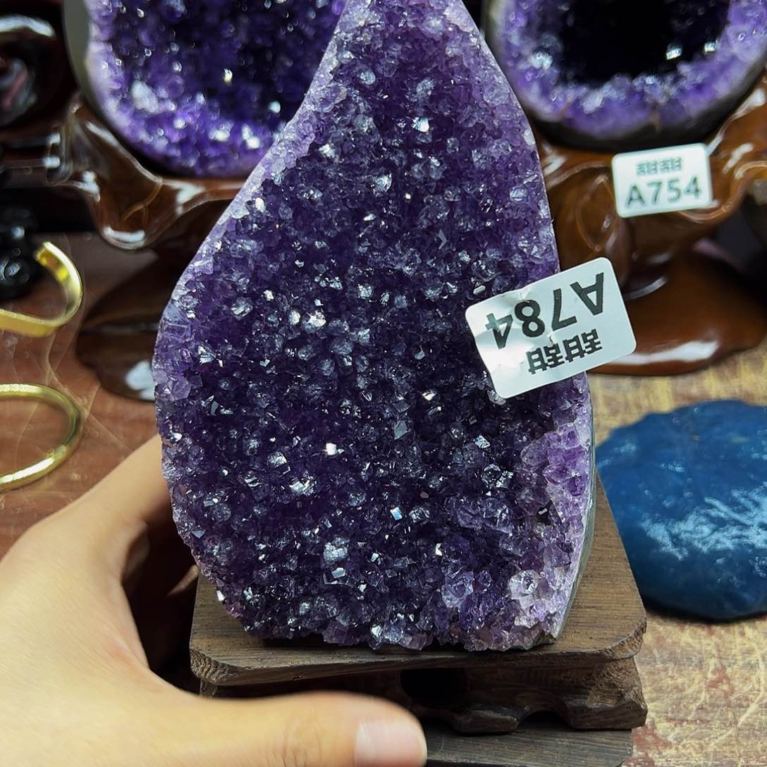 晶体大型摆件未镶嵌