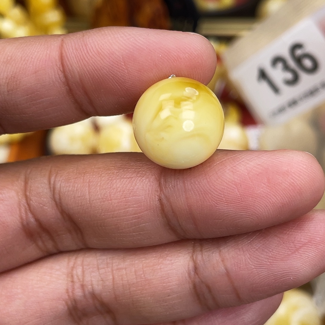 蜜蜡未镶嵌珠宝奇石粉15.7