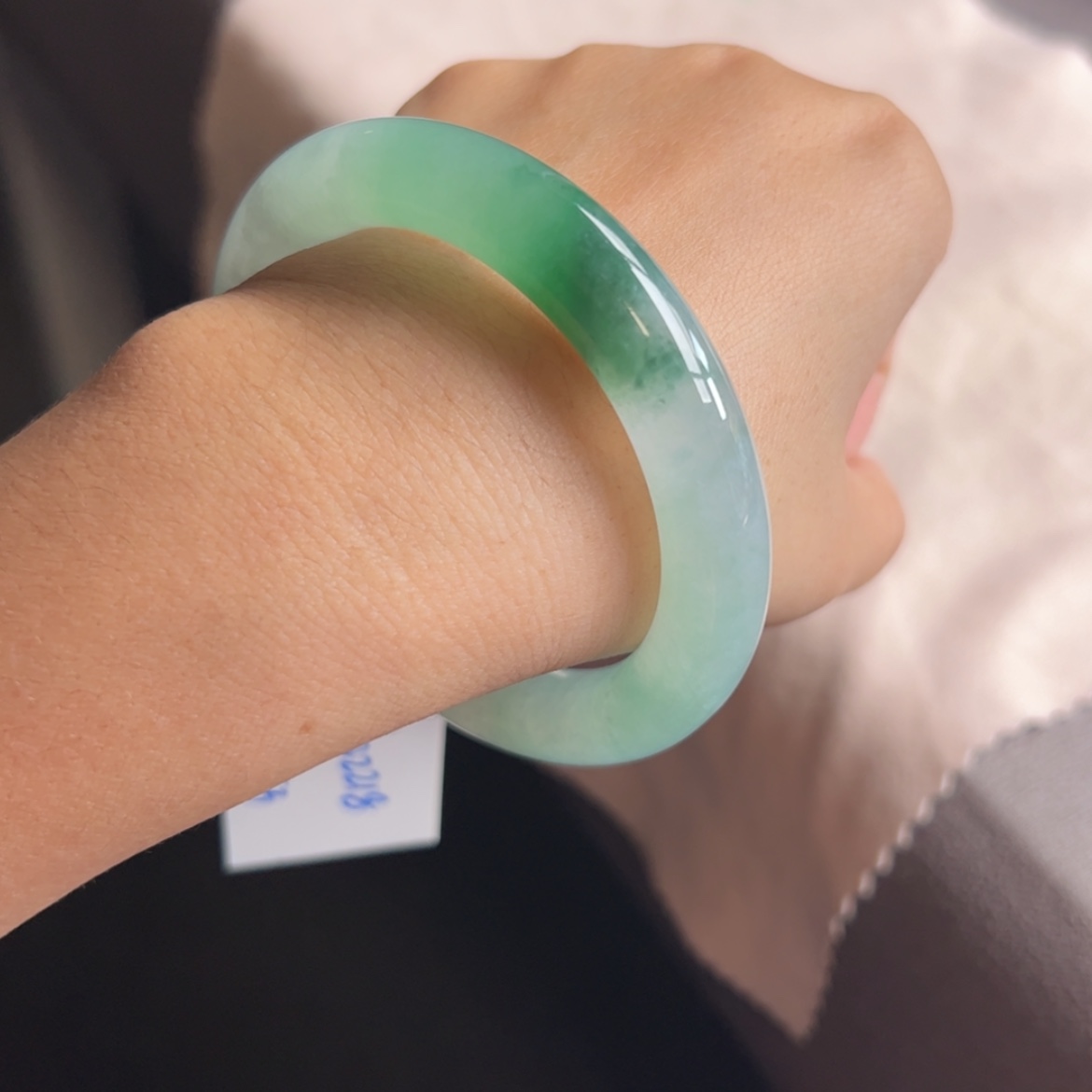 【闪购商品】翡翠手镯未镶嵌飘花