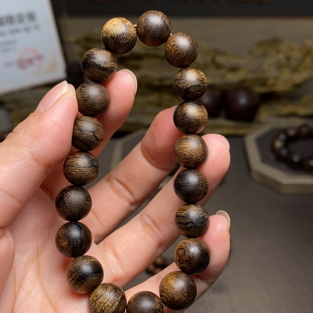 手串沉香越南芽庄瘤疤黄棋楠1.0