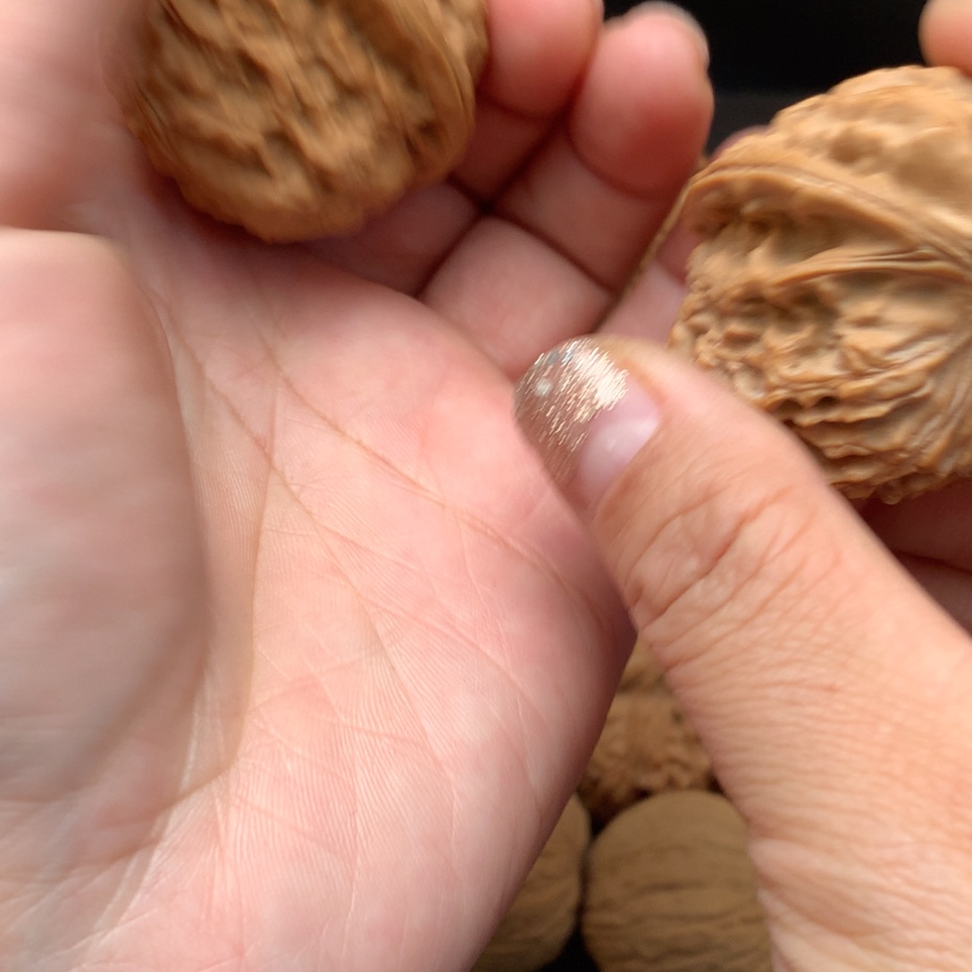 文玩核桃吊坠秋***.白狮子