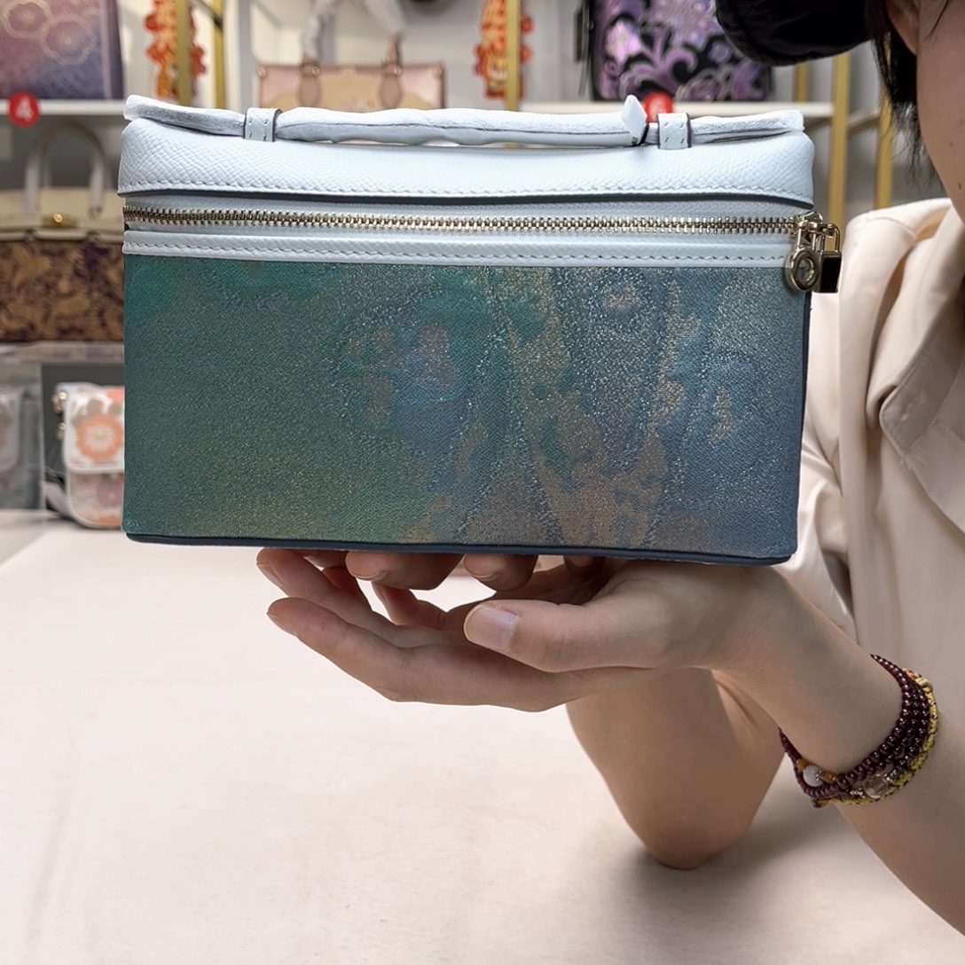 织绣直播间浮力大漏