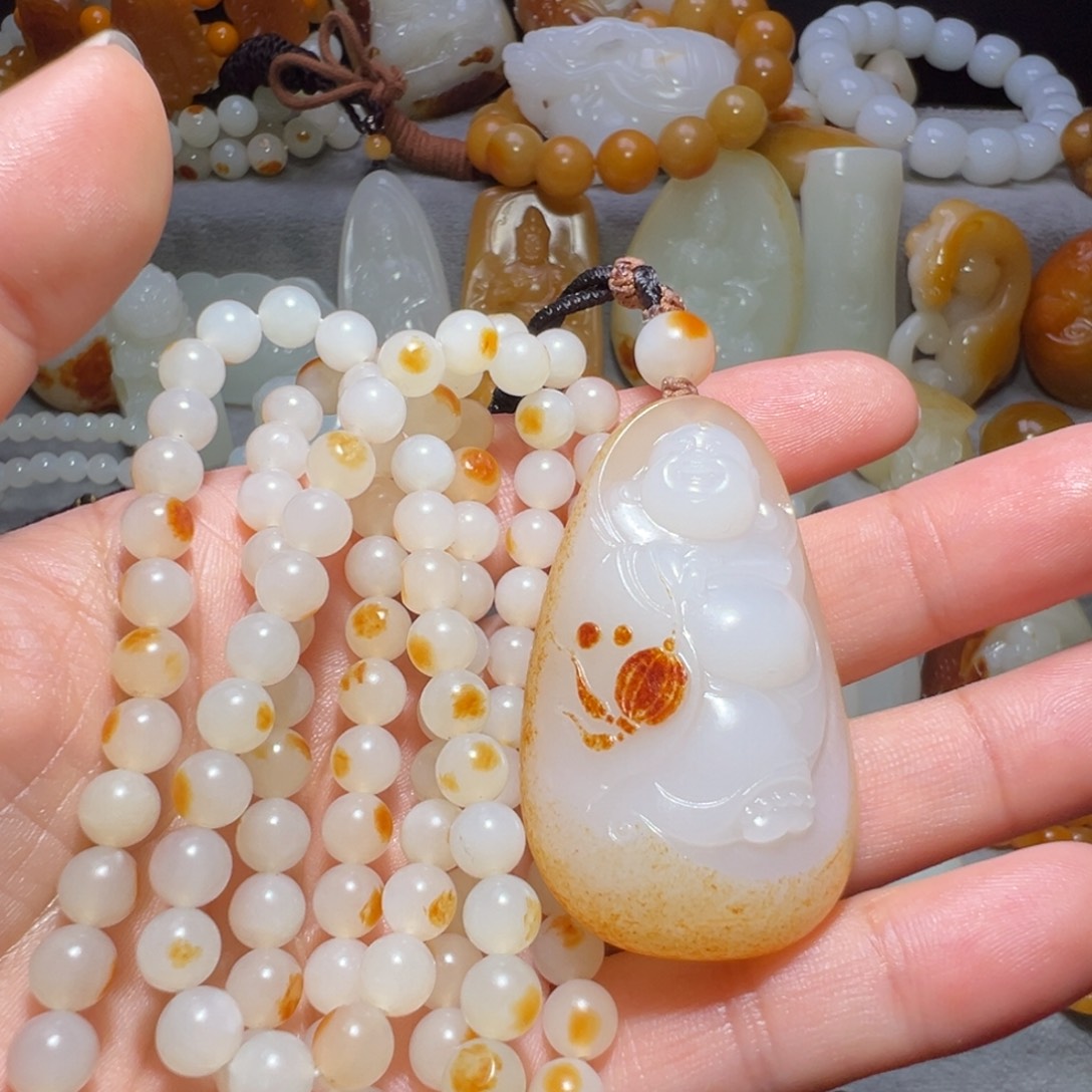 用***9和田玉未镶嵌挂件