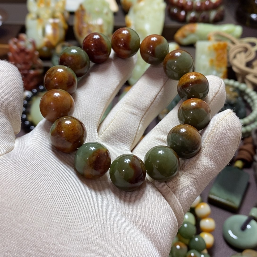 L***X透闪石质玉未镶嵌手链