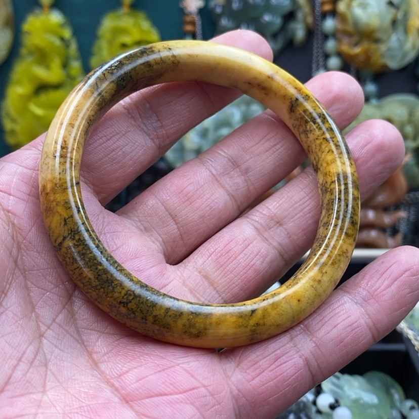 【闪购商品】未镶嵌岫玉手镯61