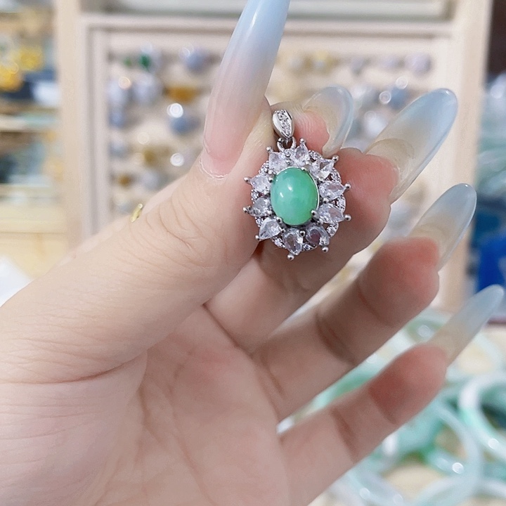 颈饰未镶嵌翡翠天然翡翠Ａ货