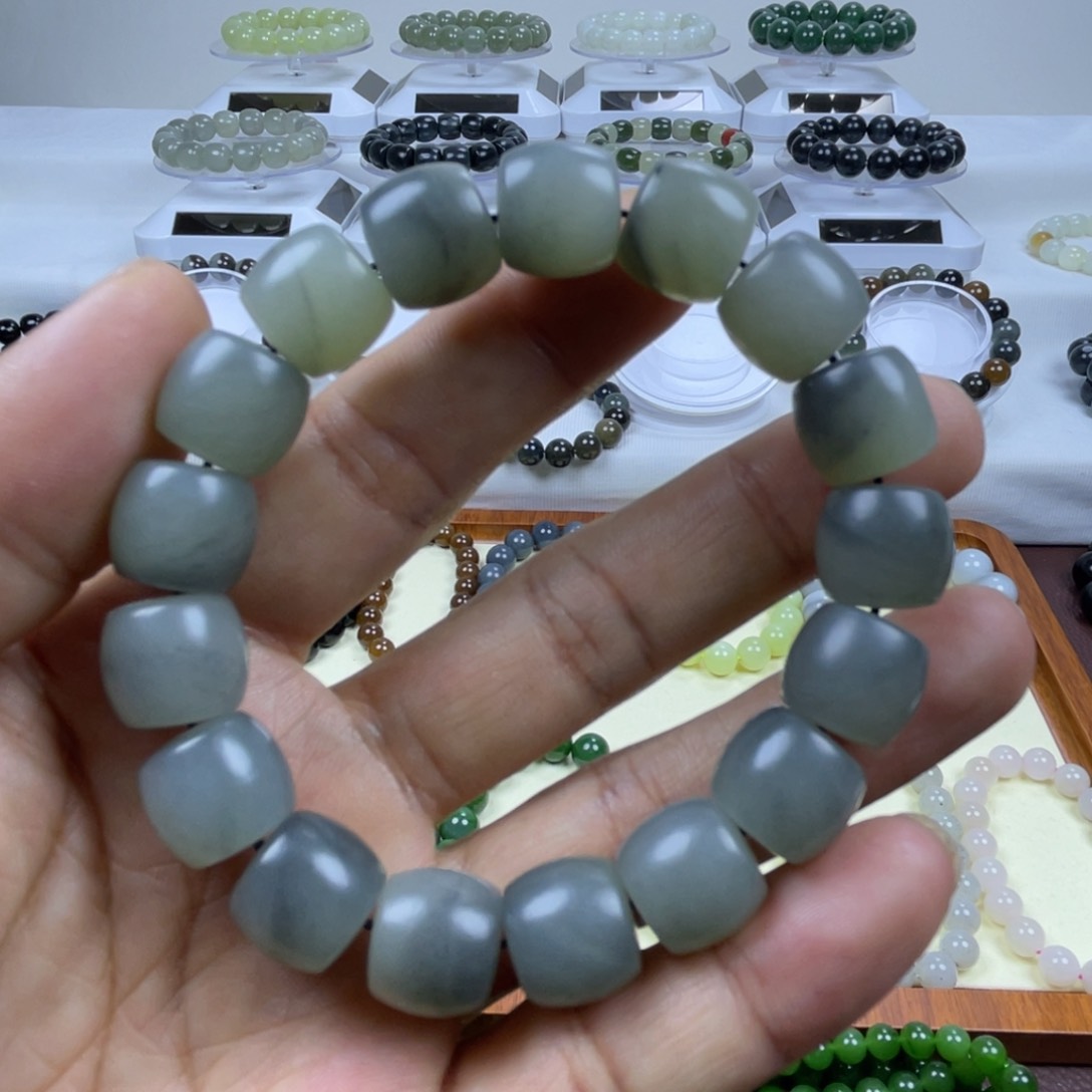 手链未镶嵌和田玉