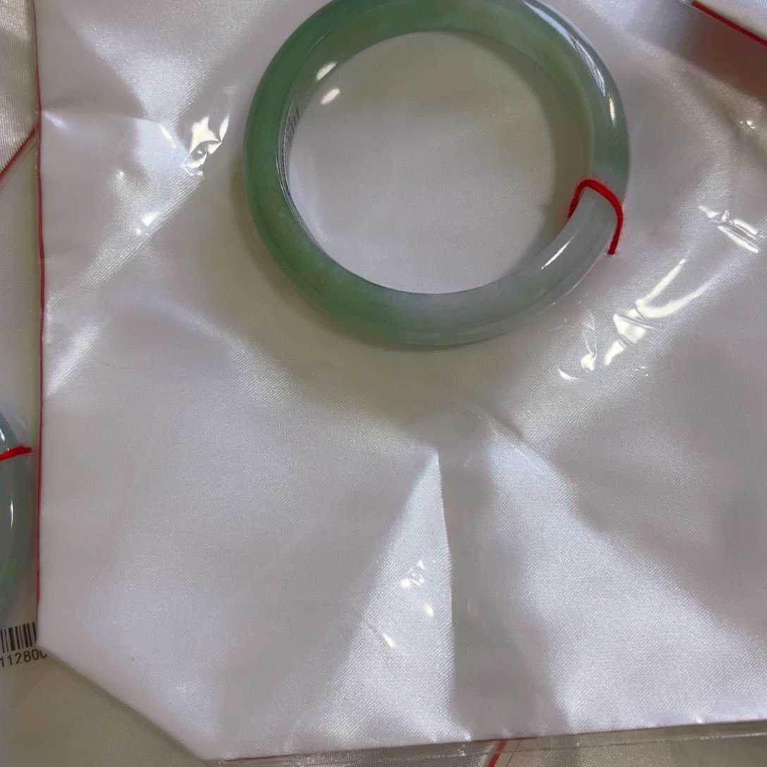 翡翠未镶嵌手镯5657. 125