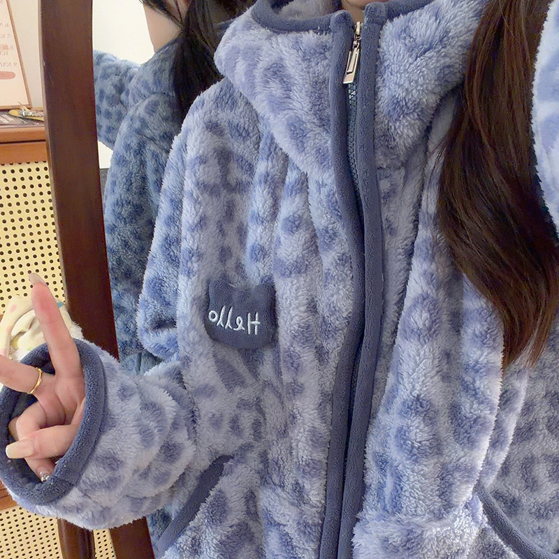 连帽蓝色豹纹睡衣女珊瑚绒冬季长袖长裤加厚保暖法兰绒家居服套装