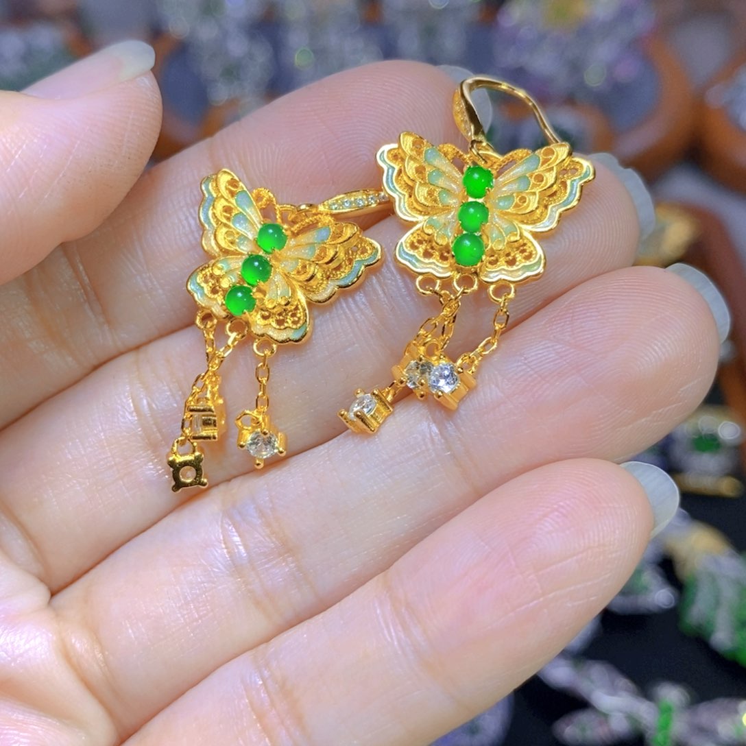 翡翠颈饰银S925镶嵌天然翡翠