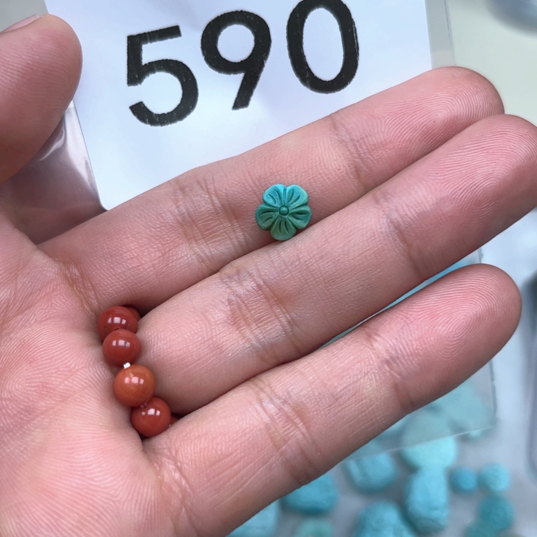 南红玛瑙未镶嵌珠宝奇石