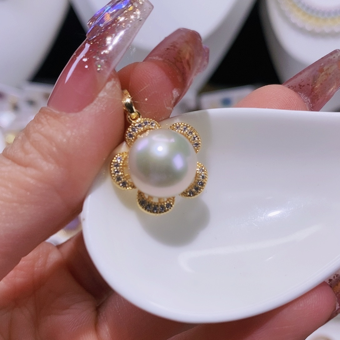 淡水珍珠颈饰合金