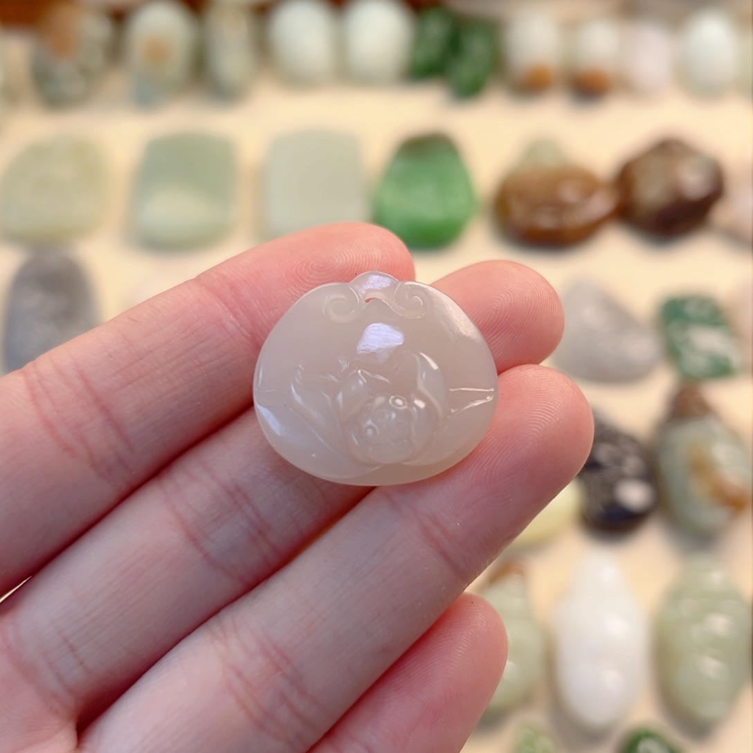 和田玉颈饰未镶嵌