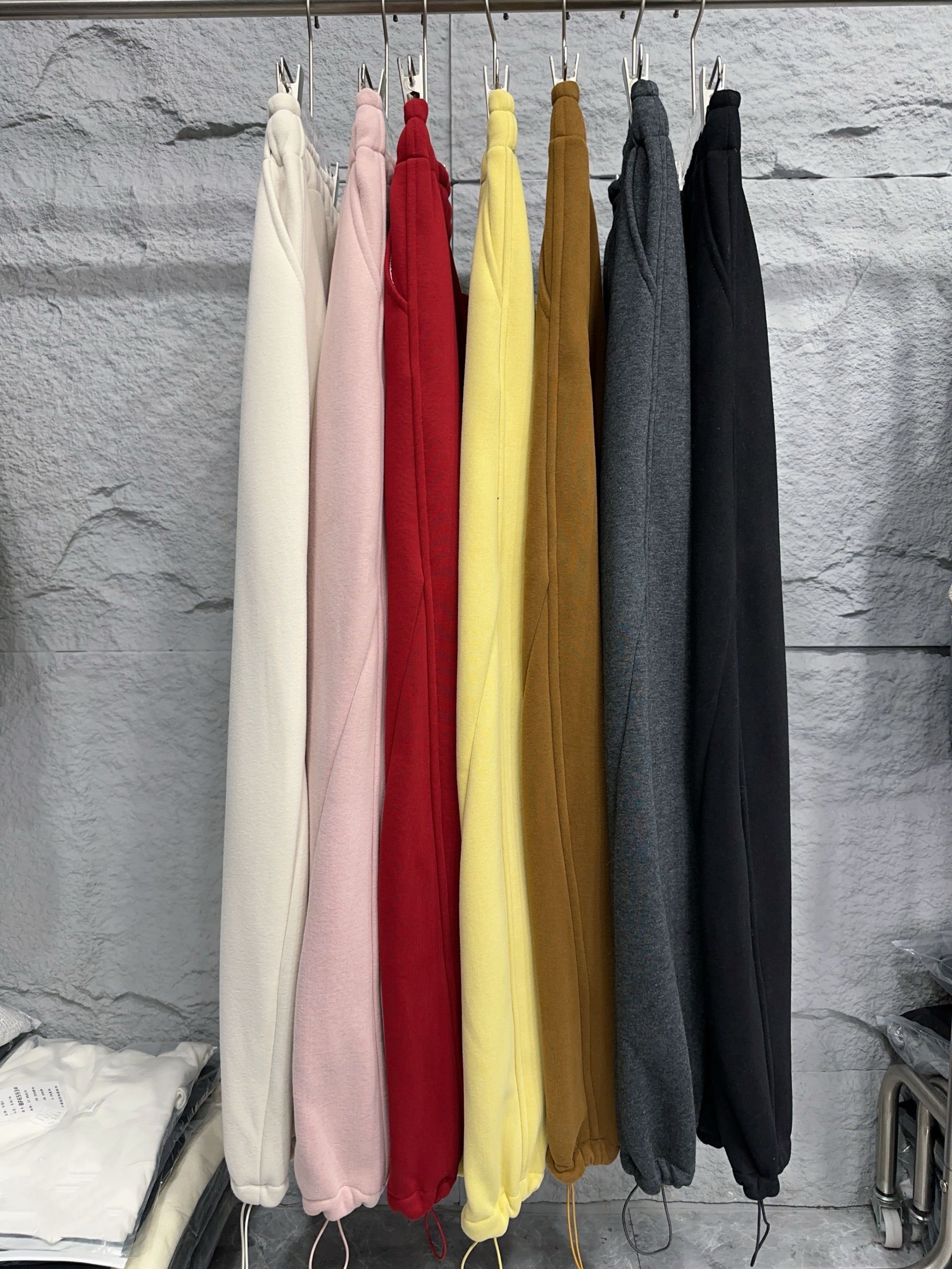 彩色卫裤可束脚可弯刀休闲裤