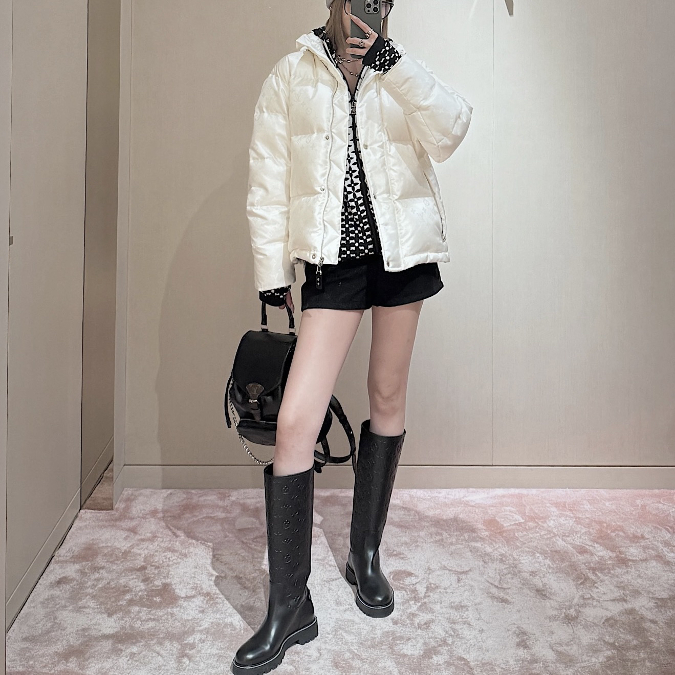 99新 LouisVuitton/路易威登 黑色浮雕满印压花长筒靴/38码/FZ468