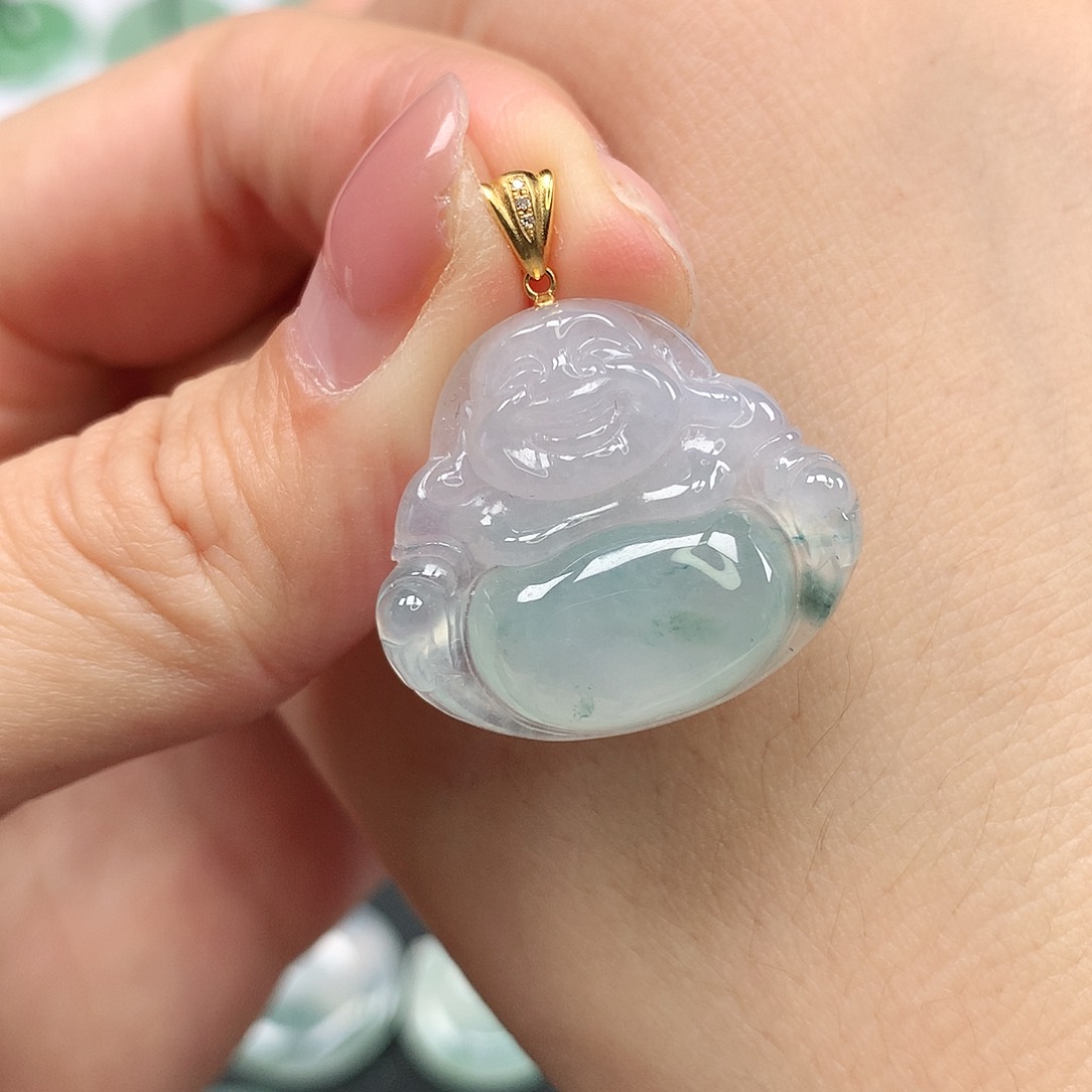 翡翠颈饰18K金镶嵌佛