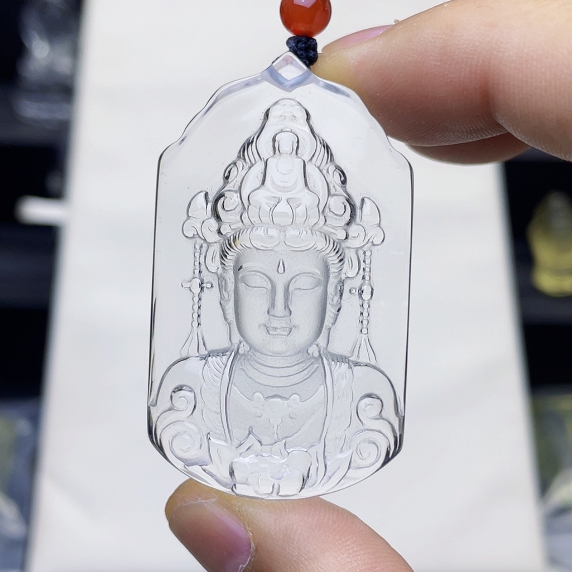 【闪购商品】水晶颈饰未镶嵌天然白水晶精雕莲花观音吊坠