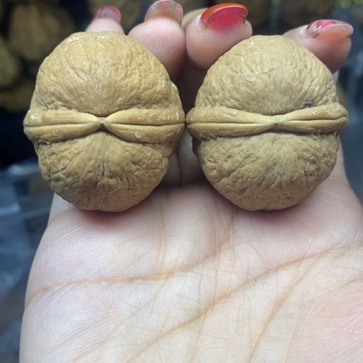 天***空吊坠文玩核桃100血玉元宝