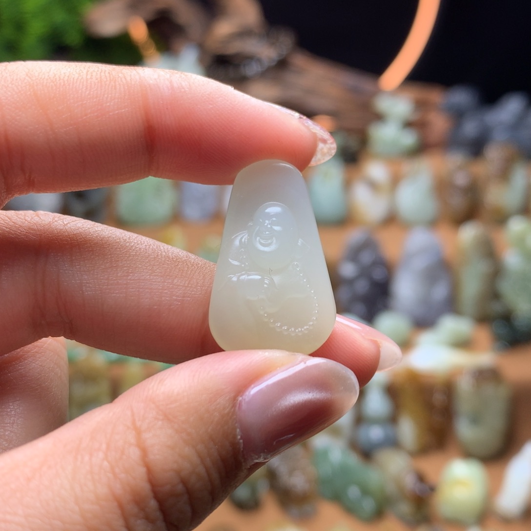 和田玉未镶嵌挂件