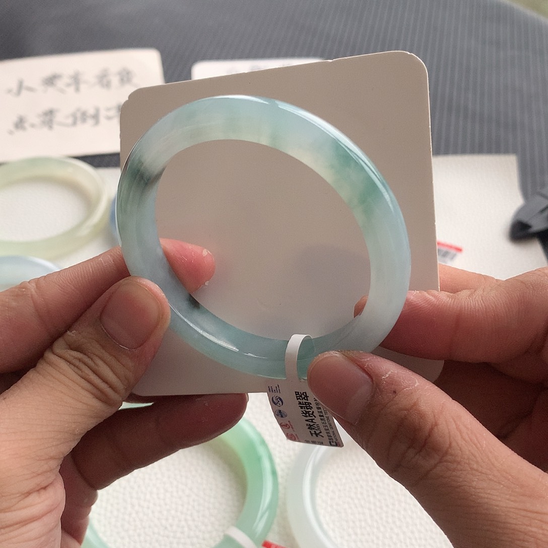 翡翠手镯未镶嵌17号 53.6