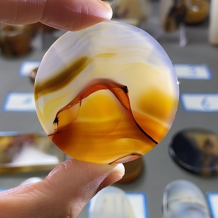 玛瑙/玉髓未镶嵌珠宝半成品124