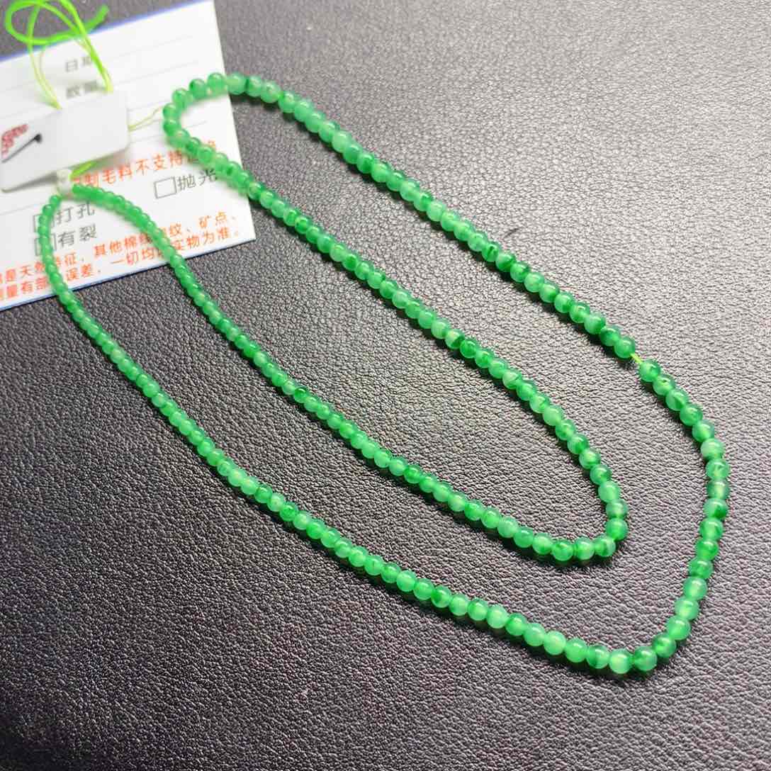 翡翠未镶嵌颈饰项链