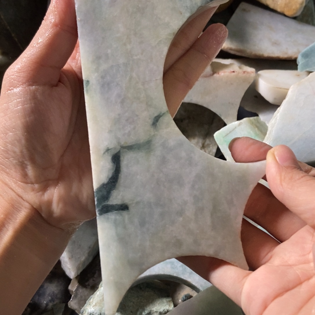 翡翠未镶嵌挂件天然