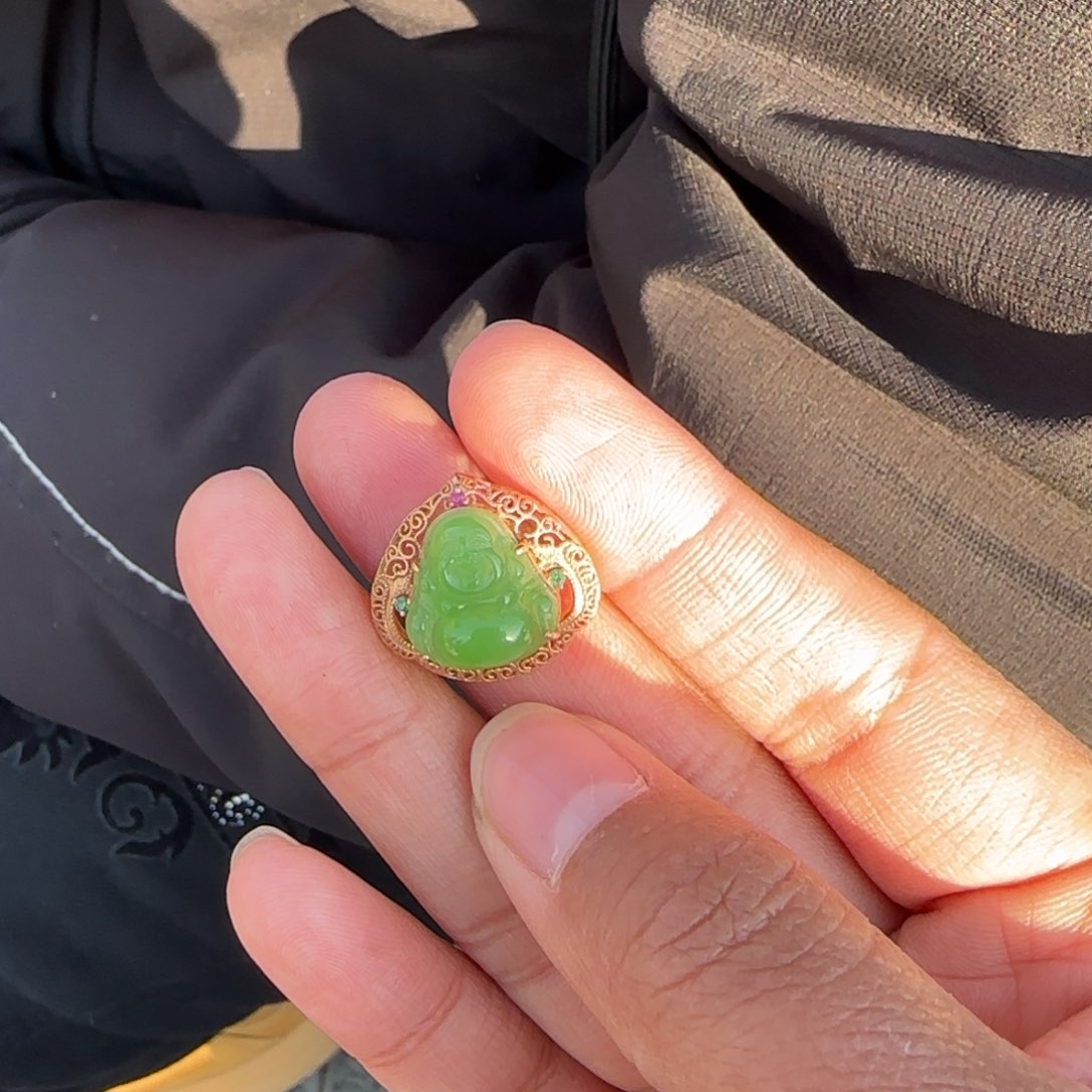 和田玉颈饰18K金镶嵌