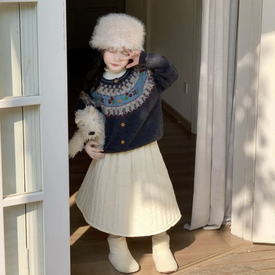 好看的年款穿搭宝宝新年搭配