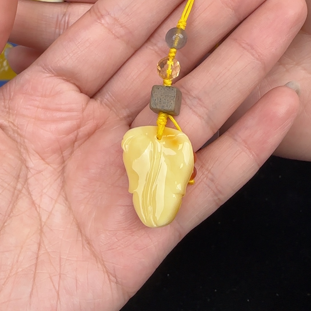 蜜蜡吊坠(赠链)未镶嵌