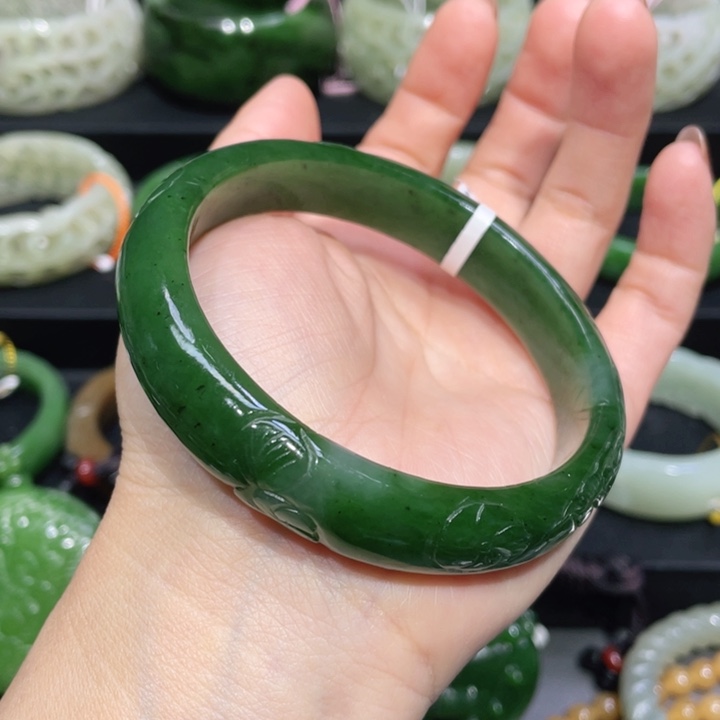 和田玉手镯62+圈口 编号6未镶嵌