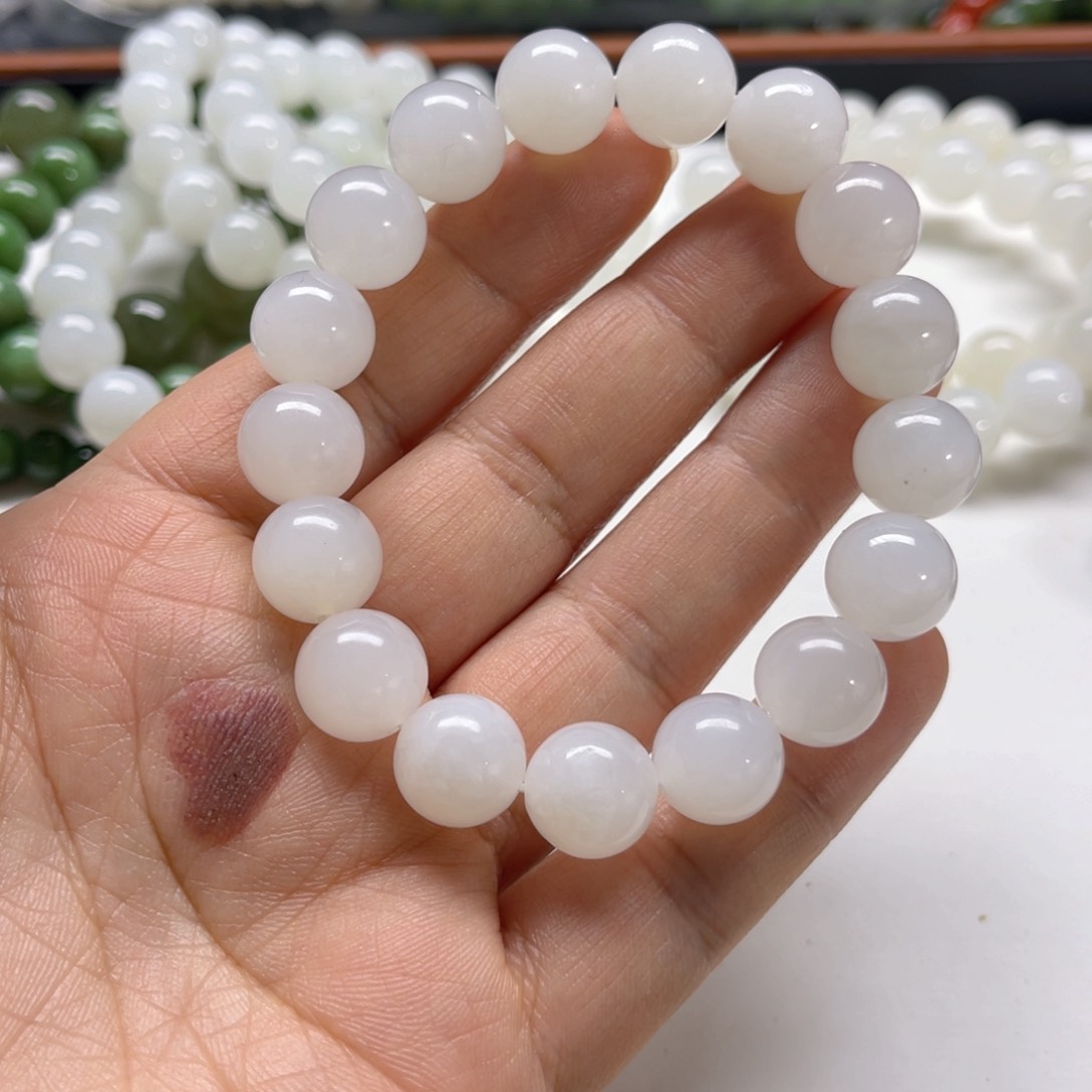 未镶嵌手链和田玉