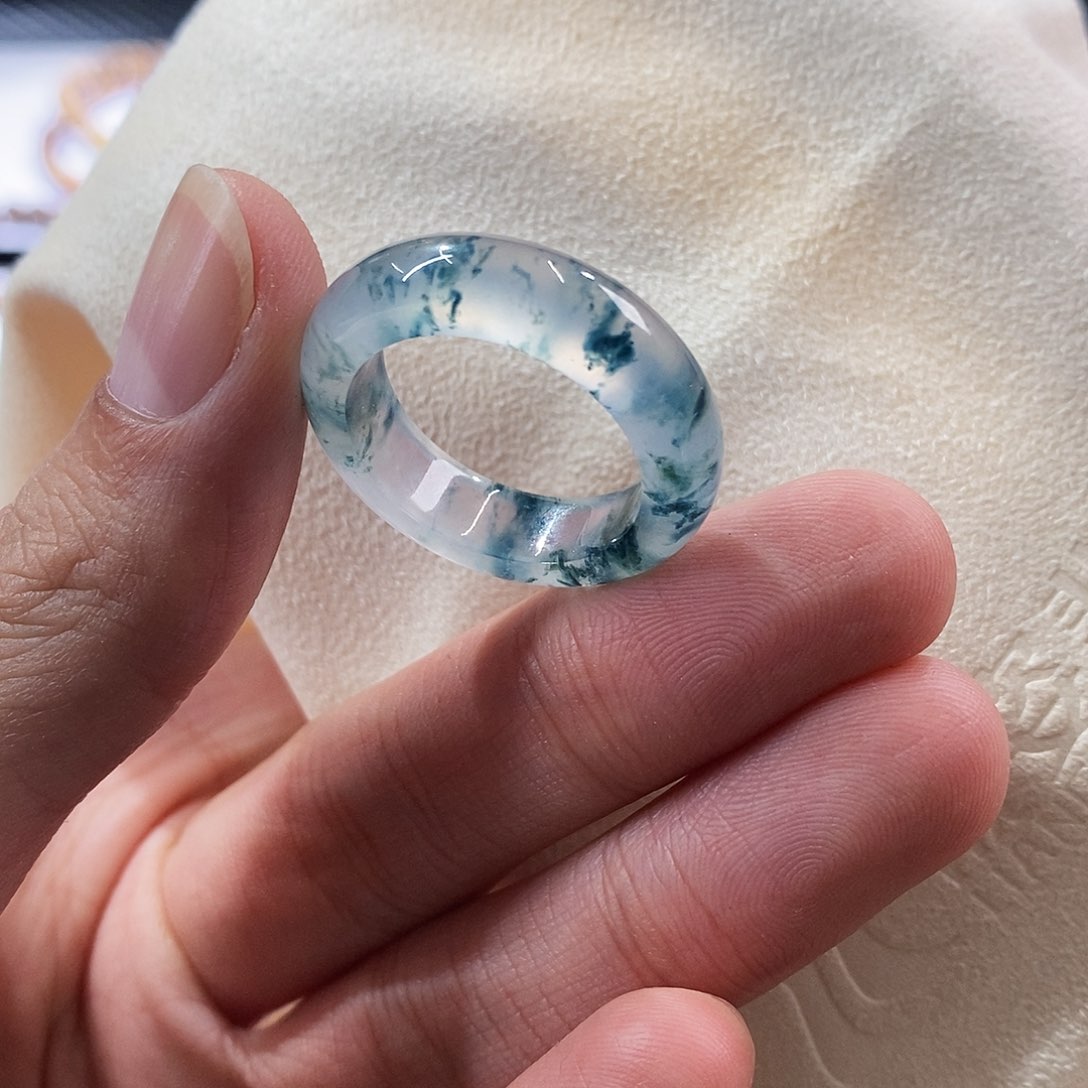 颈饰未镶嵌翡翠19号圈口