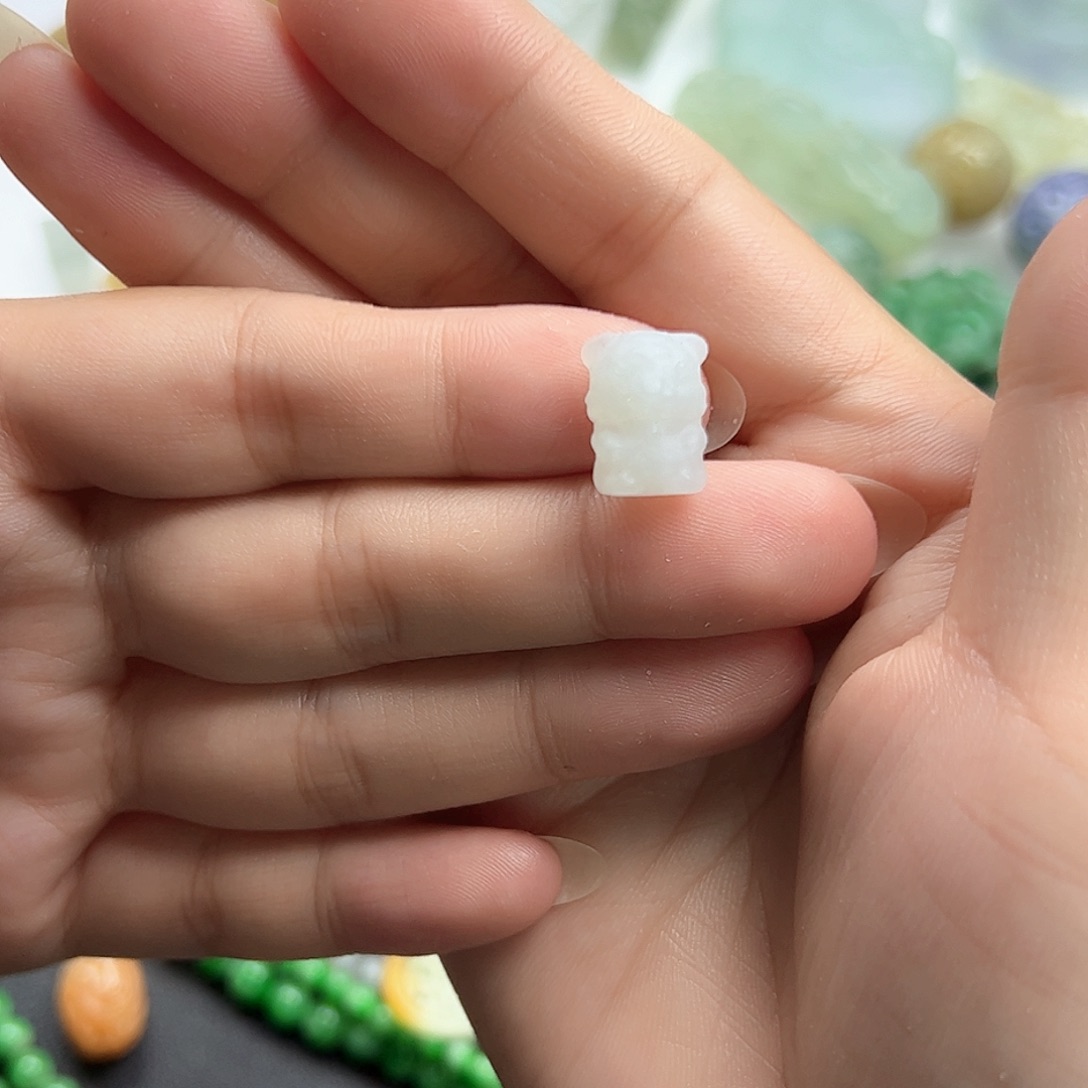 未镶嵌定制翡翠翡翠