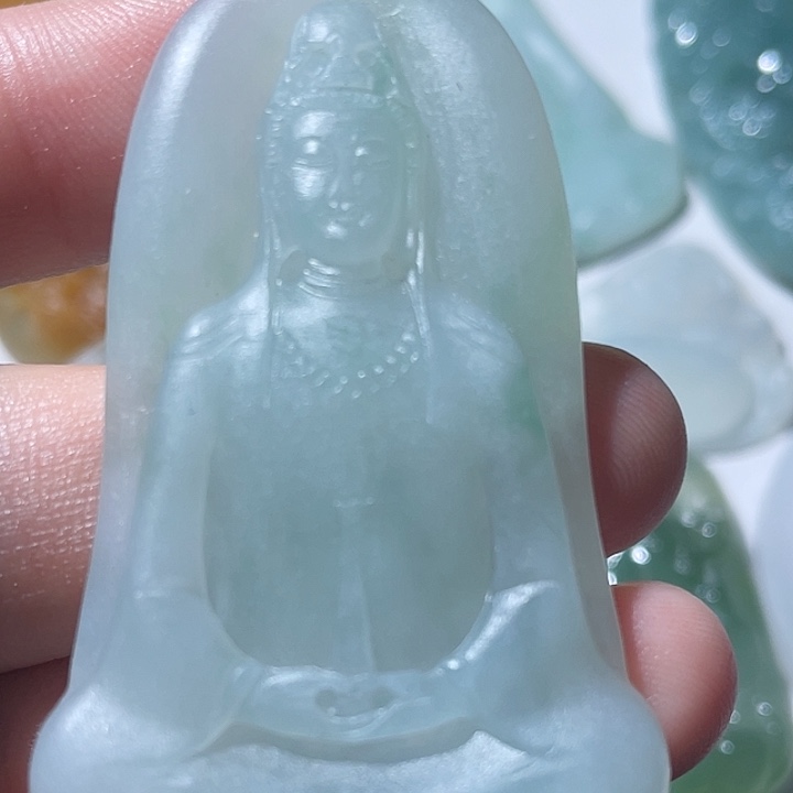 未镶嵌定制翡翠观音