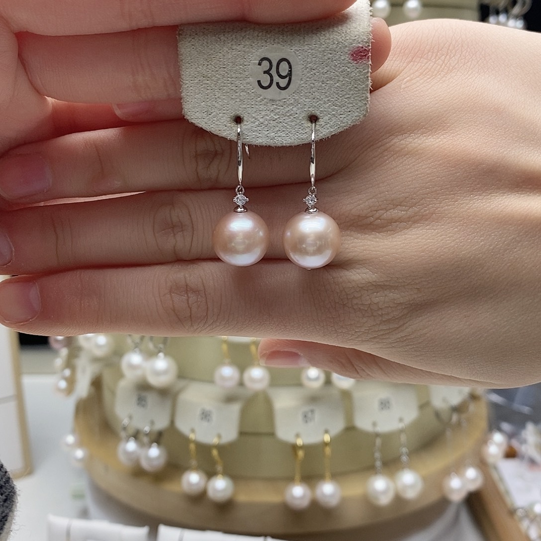 银S925镶嵌耳饰淡水珍珠
