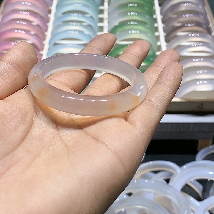 【闪购商品】玛瑙/玉髓手镯未镶嵌